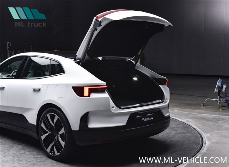 Polestar 4