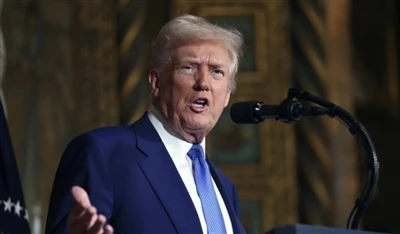 Trump planerar att införa 25 % tullar på importerade bilar, chips och läkemedel